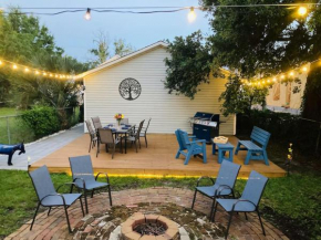 Pensa-Cozy Downtown bungalow, w/ backyard oasis!